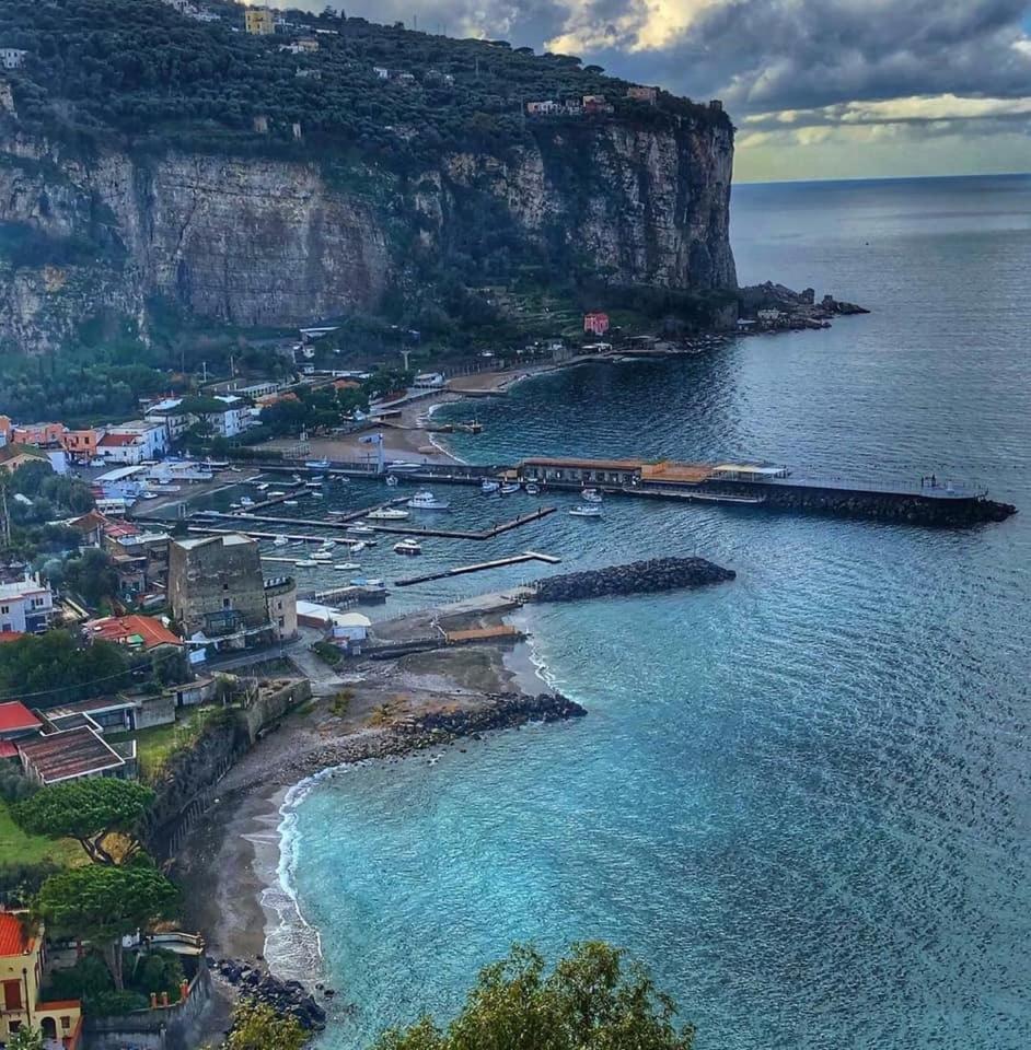La Solution 2023 Apartment Vico Equense Bagian luar foto